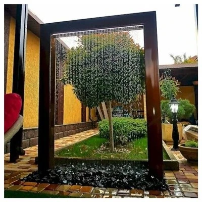 ویژگی زیبای آب در فضای باز فولاد کورتن با اثر آبشاری